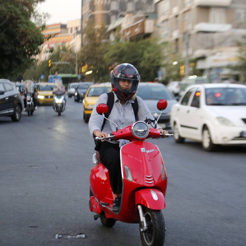 Ιράν γυναίκες μηχανές