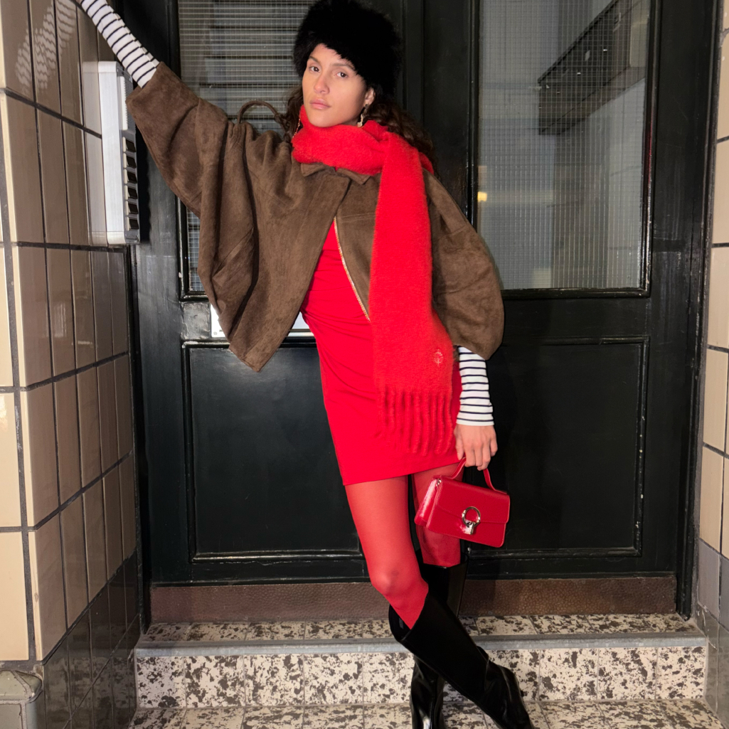 Η νέα συλλογή της Stradivarius έρχεται να «ρίξει» χρώμα και φως στις πιο κρύες ημέρες του χειμώνα