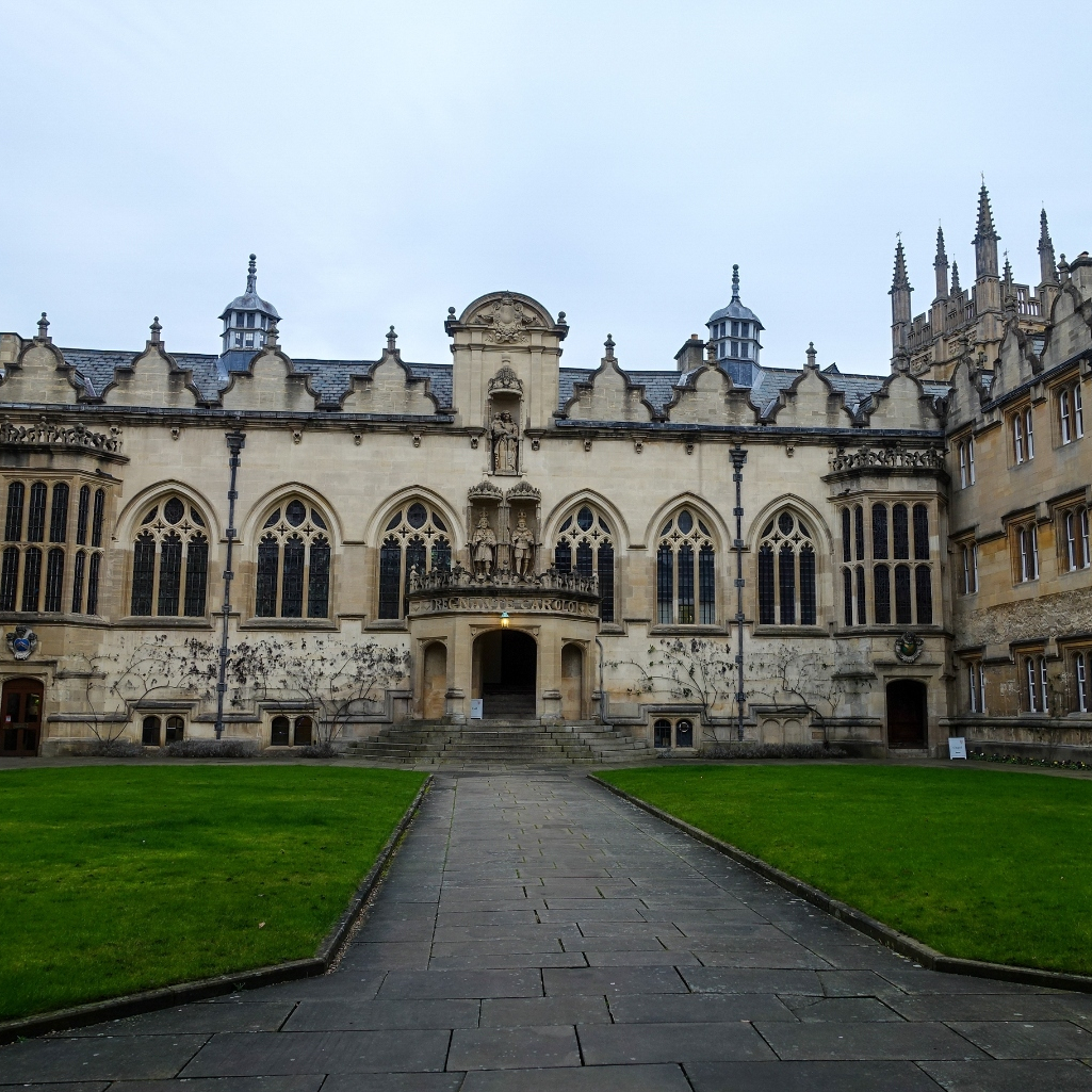 «Rage bait» η λέξη της χρονιάς για το 2025 του Λεξικού της Οξφόρδης