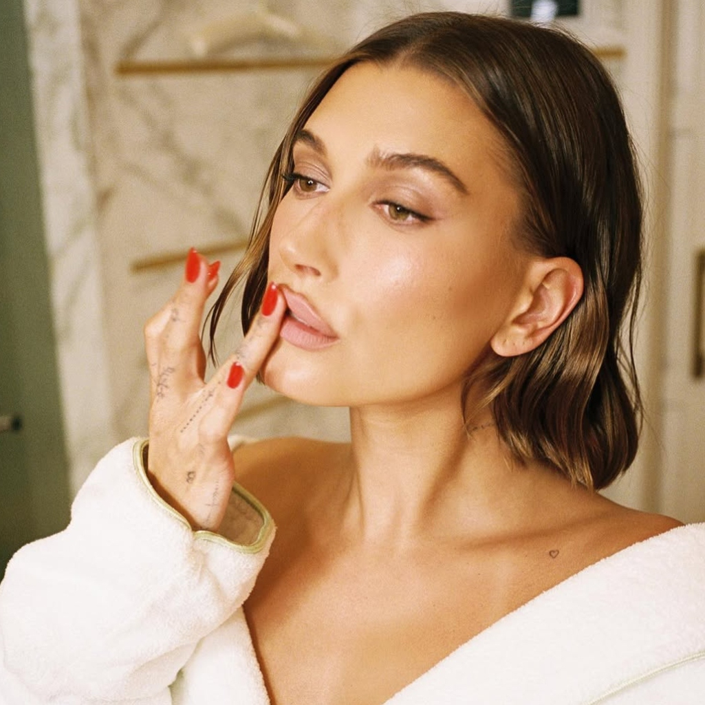 σαγηνευτικά μανικιούρ κόκκινα νύχια