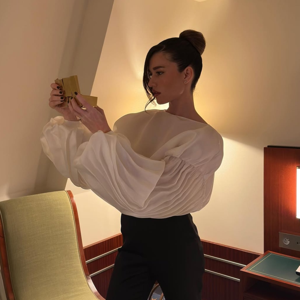 μαύρα χριστουγεννιάτικα νύχια