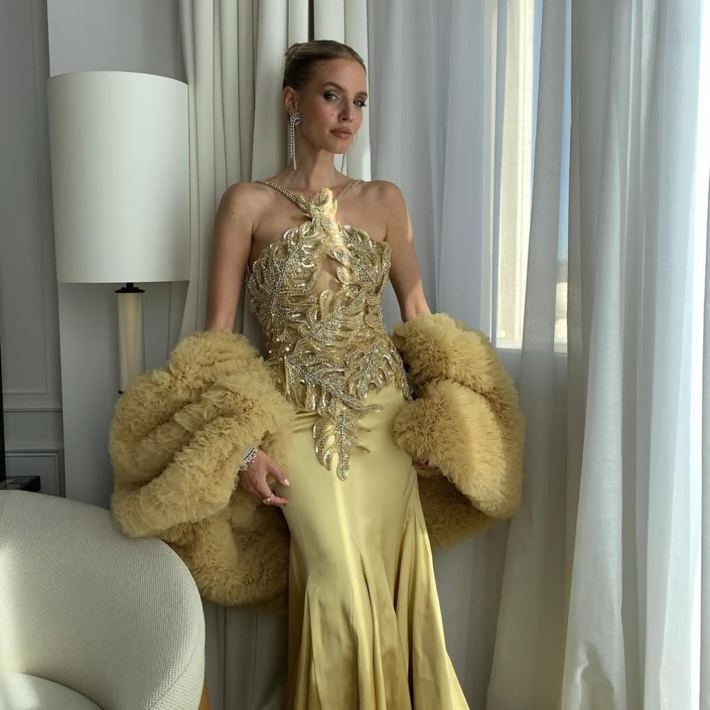 χρυσά νύχια