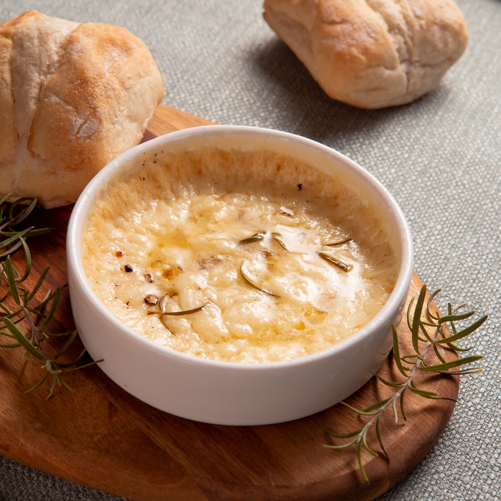 Κρεμώδης σούπα με τυρί και άρωμα μπύρας: Η απόλυτη χειμερινή απόλαυση