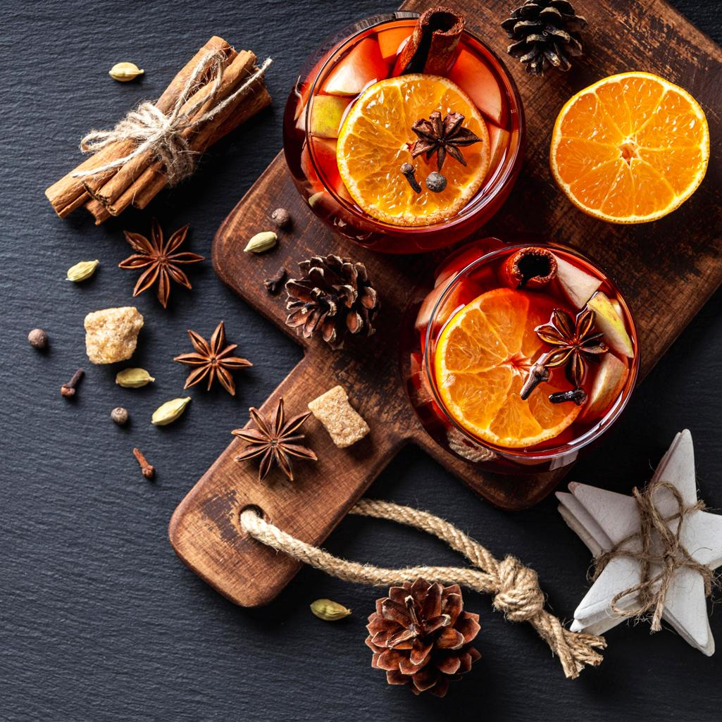 Christmas punch: Το ζεστό και αρωματικό κοκτέιλ που φέρνει γιορτινή διάθεση στο τραπέζι σας