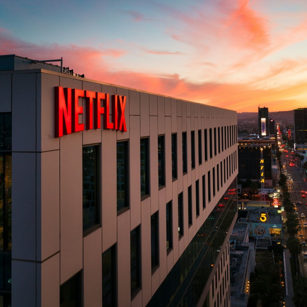 Η Netflix εξαγοράζει τη Warner Bros σε ένα deal 82,7 δισ. δολαρίων