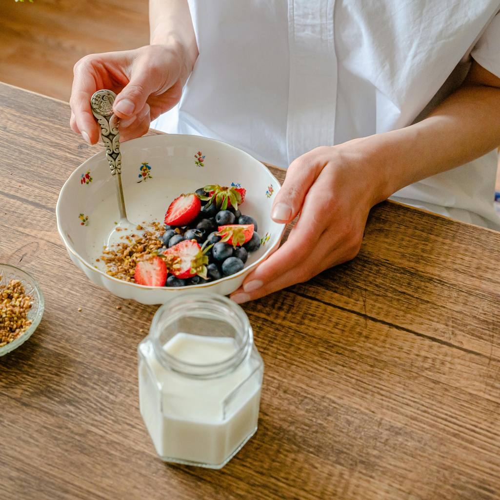 Πλήρες γάλα vs γάλα 2%: Ποιο είναι καλύτερο για τα οστά σου;