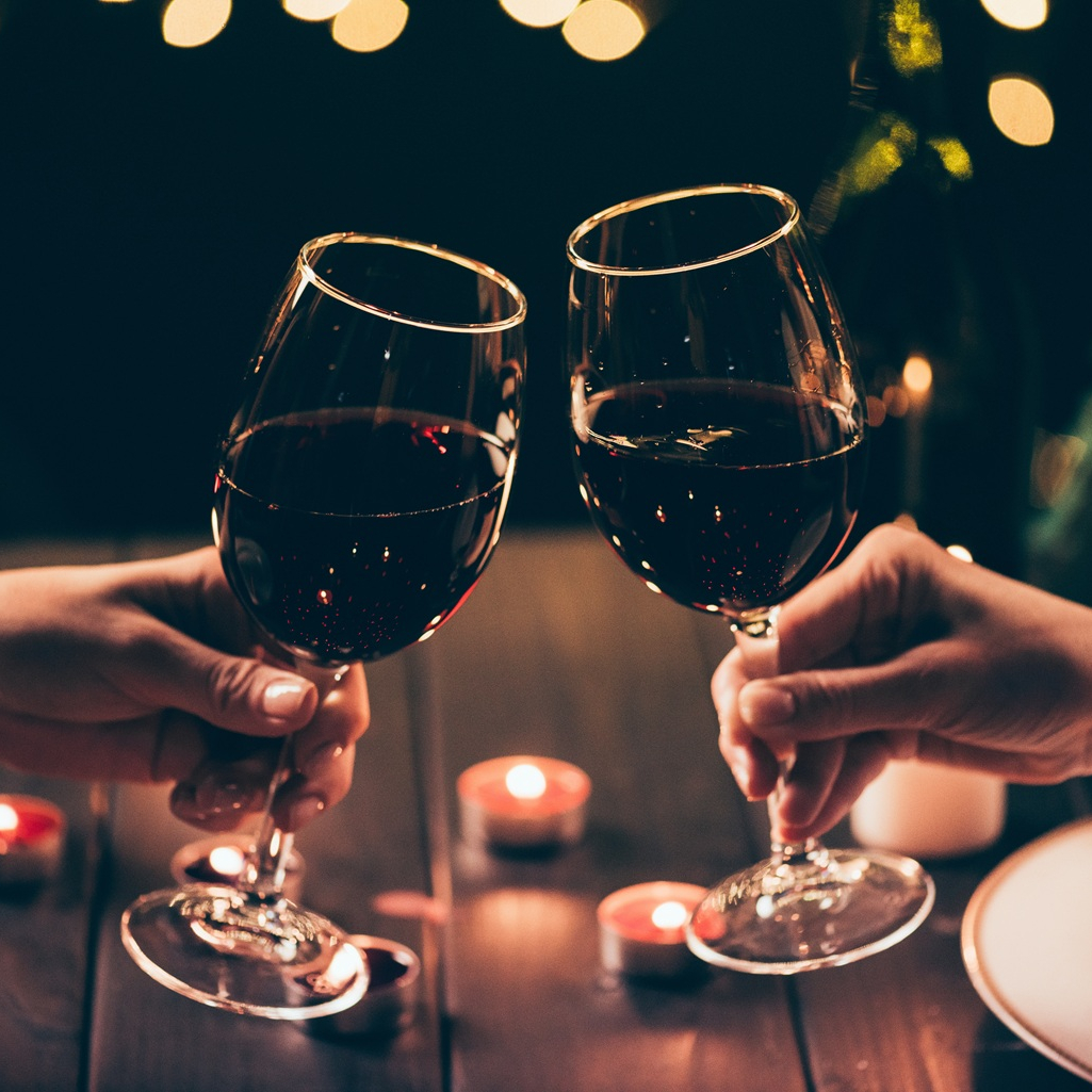 Κόκκινο κρασί - Χριστουγεννιάτικο τραπέζι