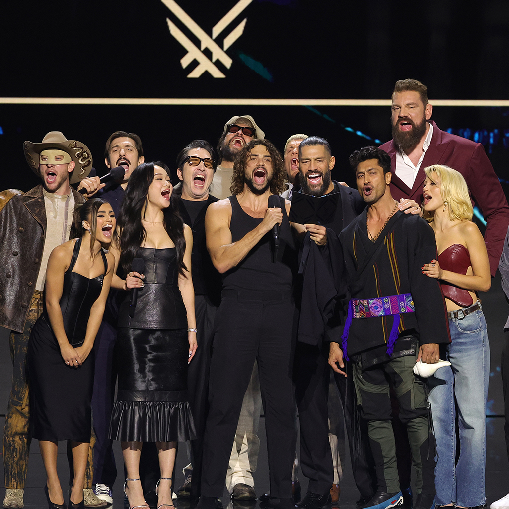 Τζέισον Μομόα, Ρόμαν Ρέινς και 50 Σεντ ζωντανεύουν το βιντεοπαιχνίδι Street Fighter