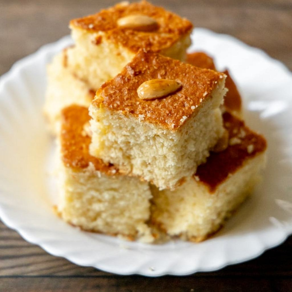 Μπασμπούσα: Ένα κλασικό αραβικό γλυκό που αξίζει να δοκιμάσετε