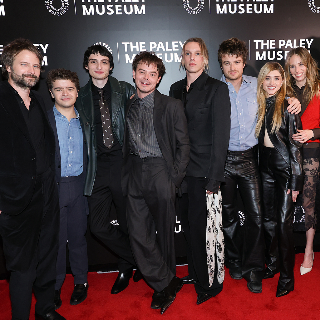 Με το «Heroes» πέφτει η αυλαία της σειράς Stranger Things – Ποιος κρύβεται πίσω από την τελική μουσική επιλογή