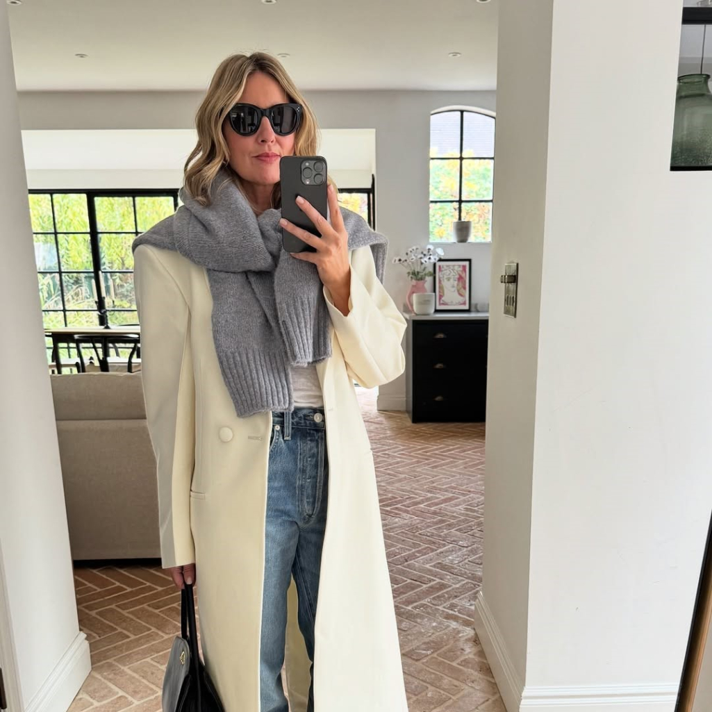 Πώς να φορέσεις με στιλ τα sneakers αν είσαι άνω των 50 - 5 + 1 looks για να εμπνευστείς