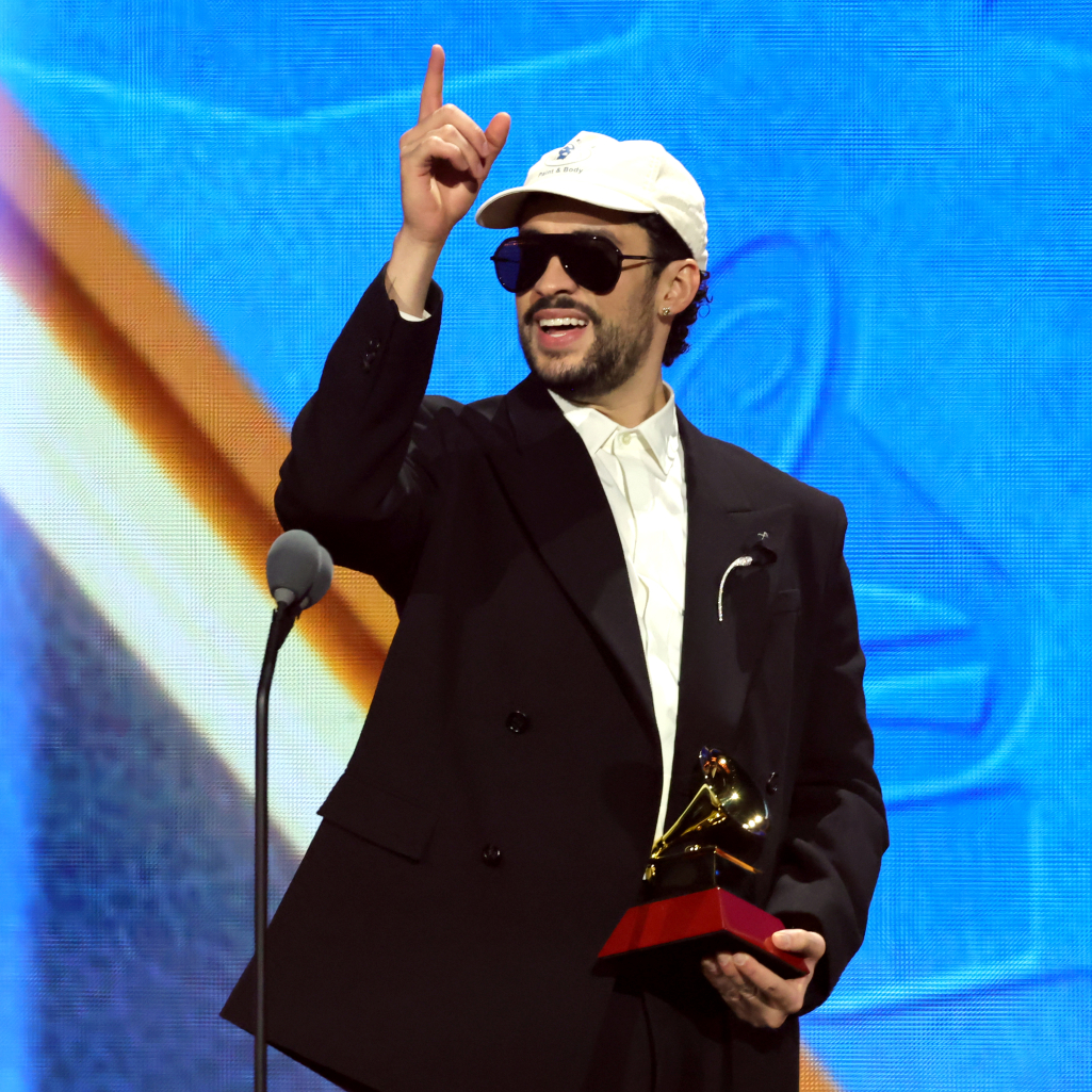 Ο Bad Bunny στέλνει μήνυμα ενότητας στο νέο τρέιλερ του Super Bowl LX - «Είστε όλοι καλοδεχούμενοι»