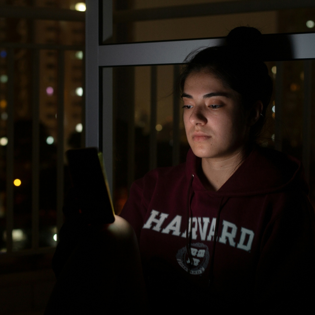 Τα social media δεν επηρεάζουν τελικά την ψυχική υγεία των εφήβων, σύμφωνα με έρευνα