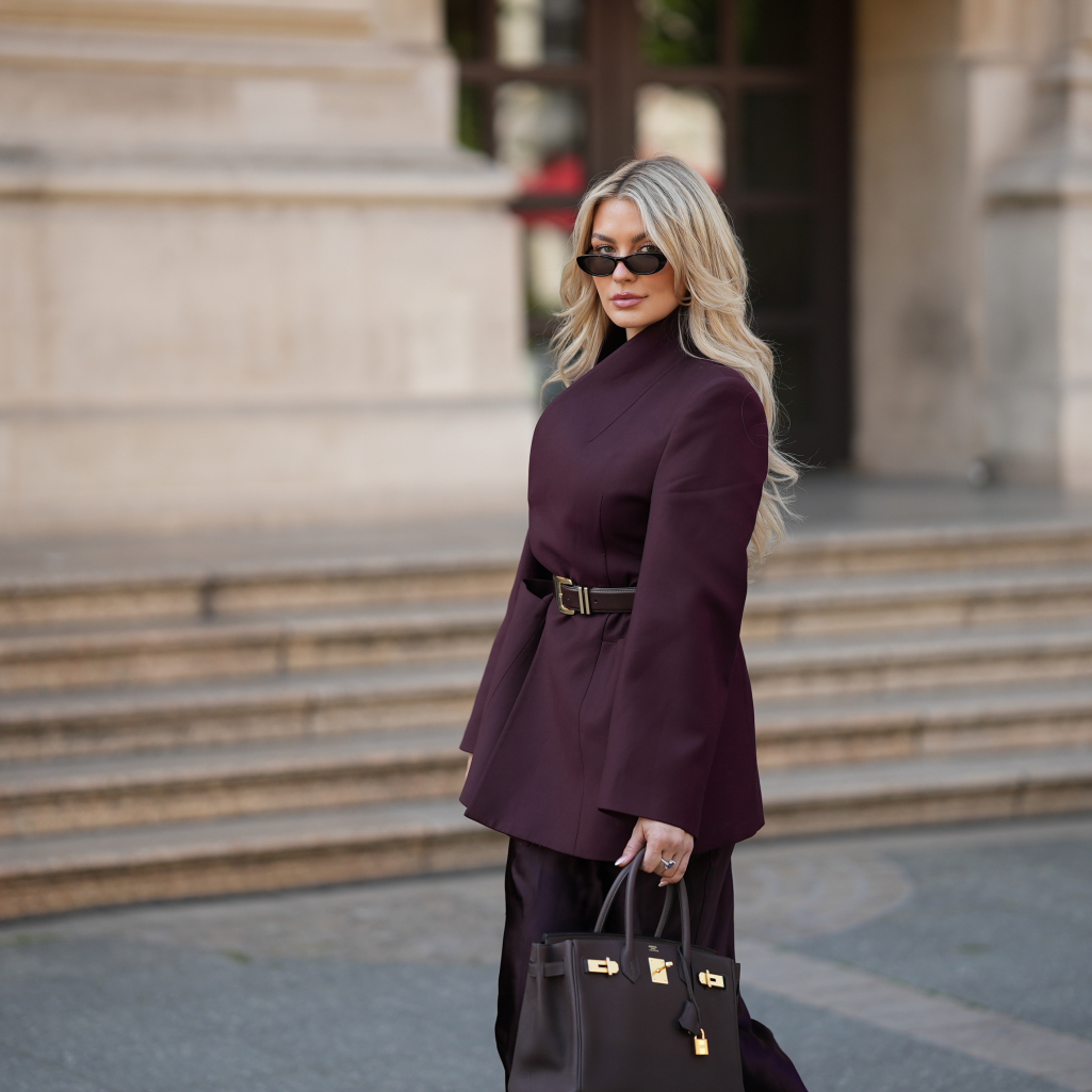 Κουμπάρα σε χειμερινό γάμo: Οι low budget επιλογές για να εντυπωσιάσεις