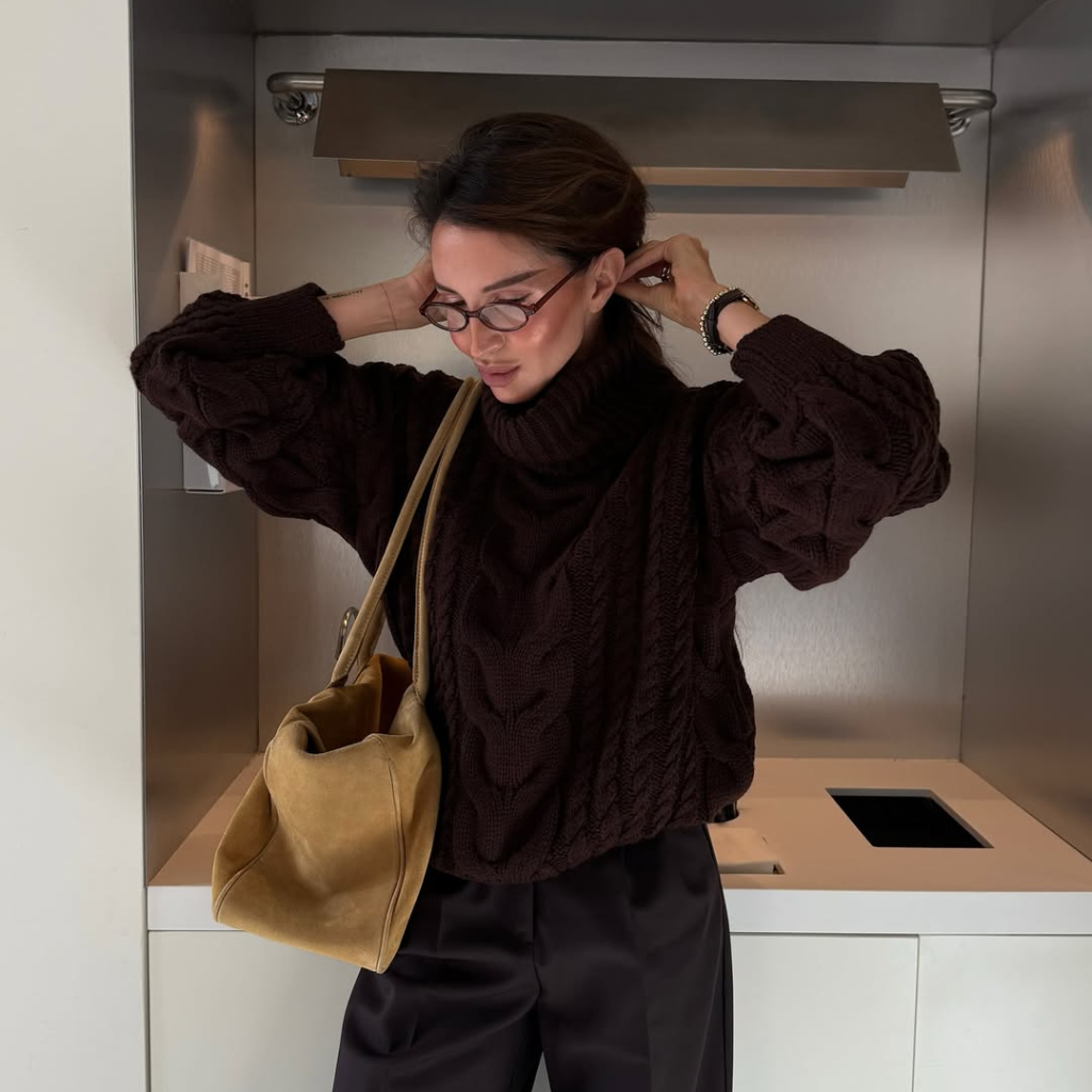 5 + 1 outfits με πλεκτό για να είναι κάθε look στο γραφείο, cozy και στιλάτο