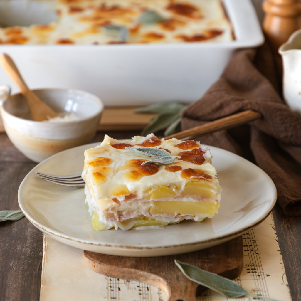 Κρεμώδεις πατάτες ογκρατέν με χρυσαφένια κρούστα