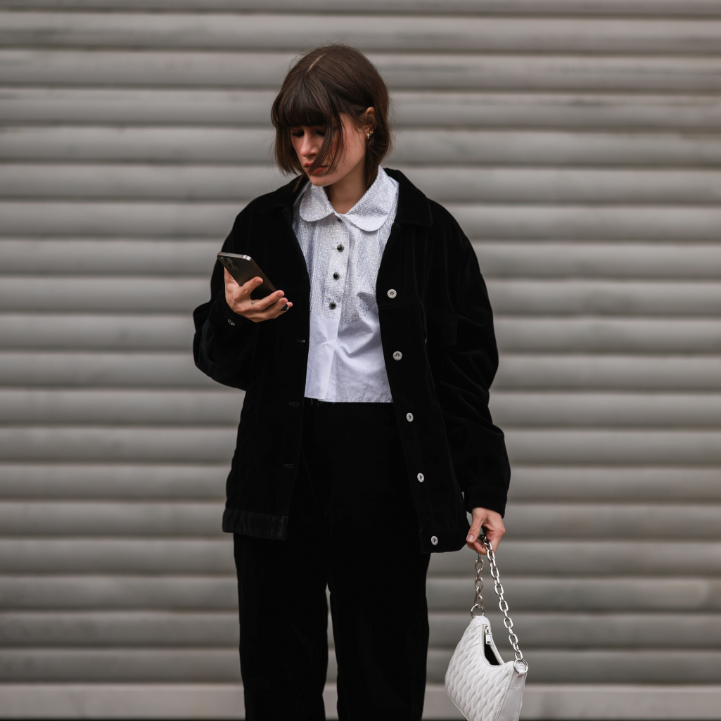 Peter Pan collar: Το στοιχείο που επιστρέφει ως το πιο ρομαντικό στοιχείο της σεζόν – Δίνει παραμυθένια vibes