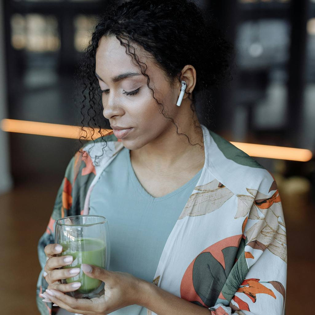 Τι κάνει ένα smoothie υγιεινό - και τι μπορεί να το κάνει λιγότερο υγιεινό