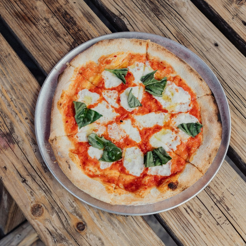 Το καλύτερο κόλπο για να ζεστάνεις την πίτσα στο air fryer