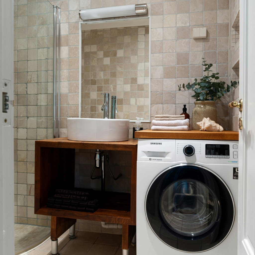 Τελικά, είναι ασφαλές να αποθηκεύεις πράγματα πάνω στο πλυντήριο ρούχων; 