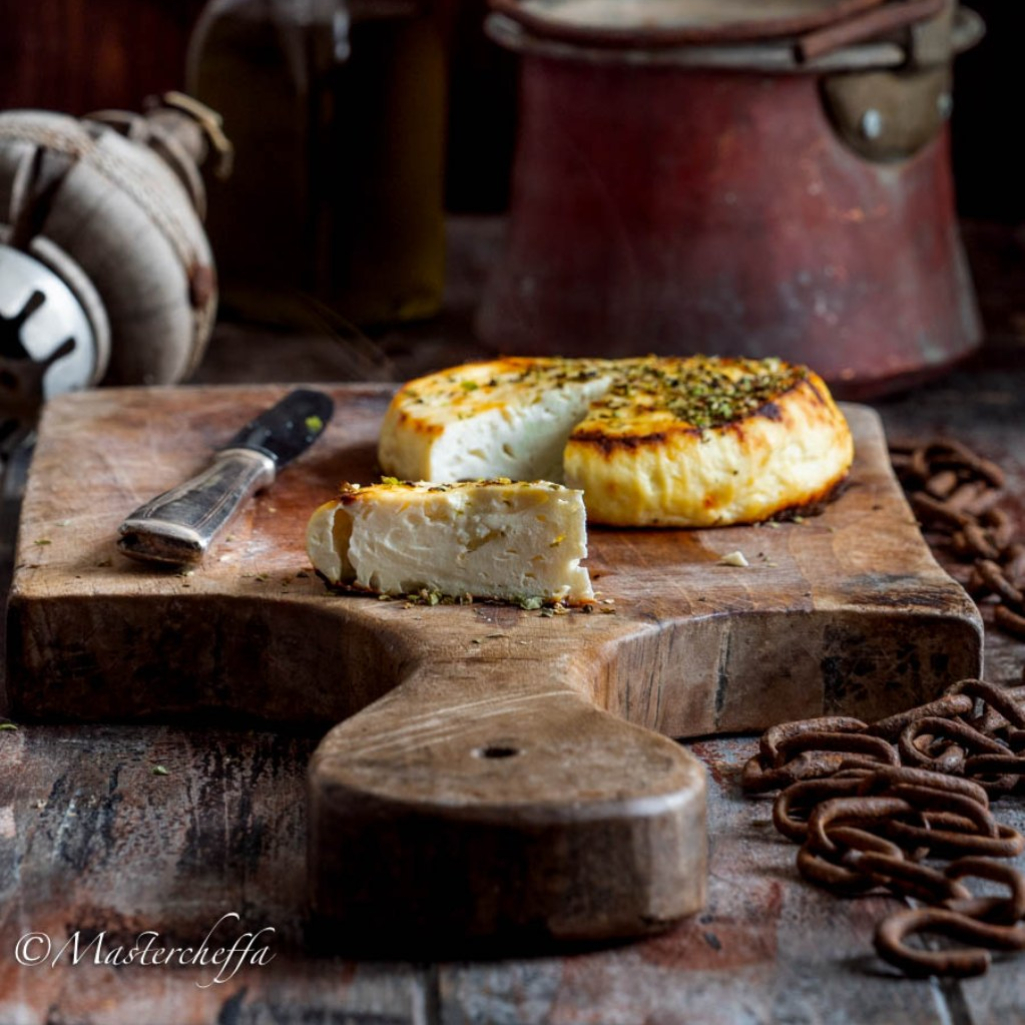 Ψητή ρικότα με λίγα υλικά και υπέροχη γεύση