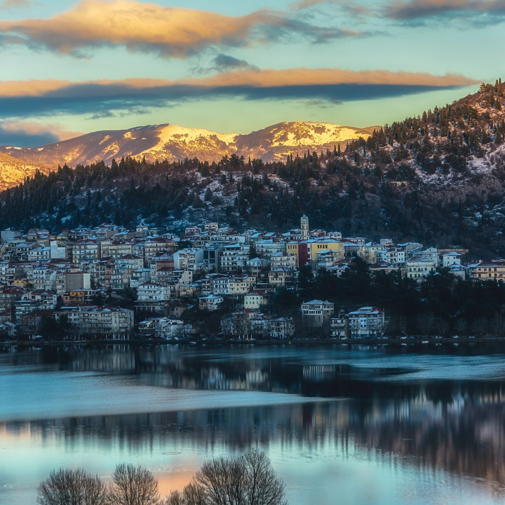 Τρεις προορισμοί με ξεχωριστά έθιμα για τα Θεοφάνια