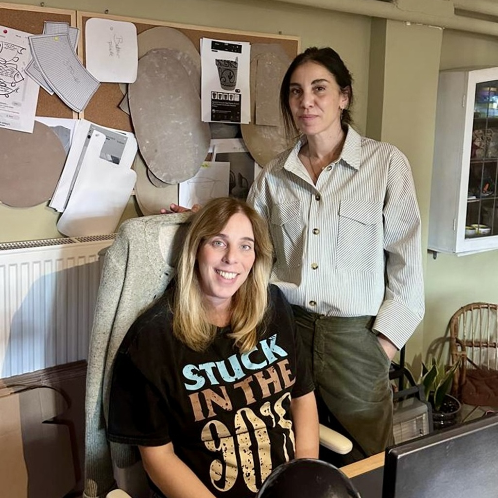 Χρυσόθεμις και Βιβή Πανουσοπούλου, Vectors & Roses