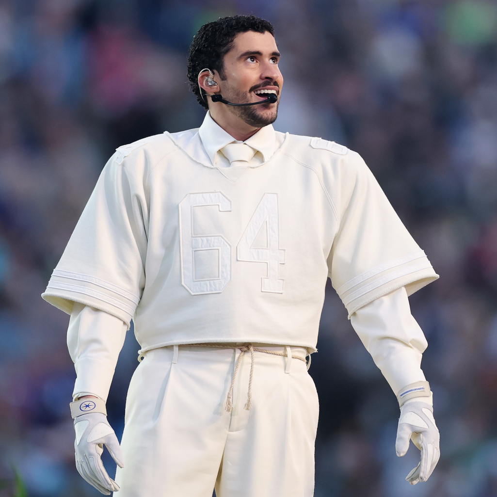 Ο Bad Bunny έγραψε τη δική του ιστορία στη σκηνή του Super Bowl 2026 - Ο viral χορός με τη Lady Gaga
