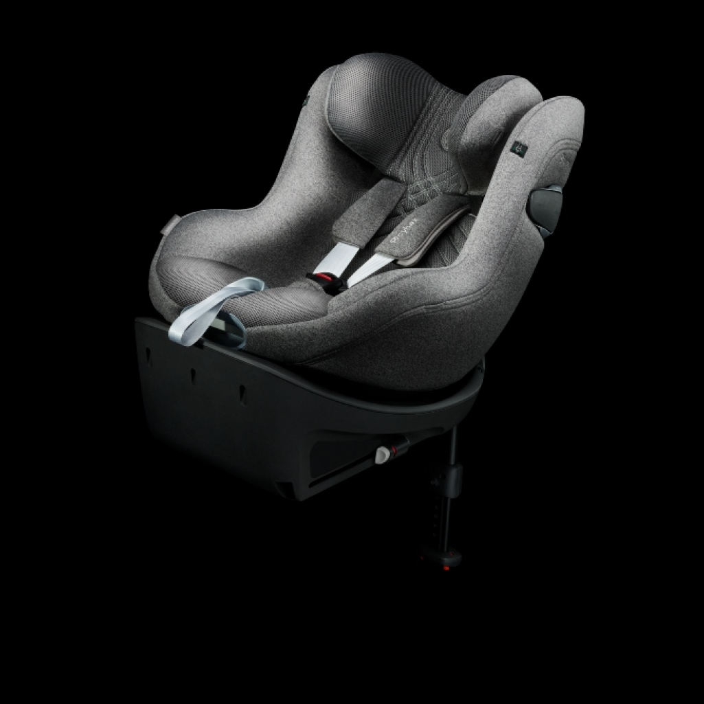 Cybex: Παρουσιάζει το Sirona Ti επαναπροσδιορίζοντας την ασφάλεια και την άνεση σε κάθε διαδρομή