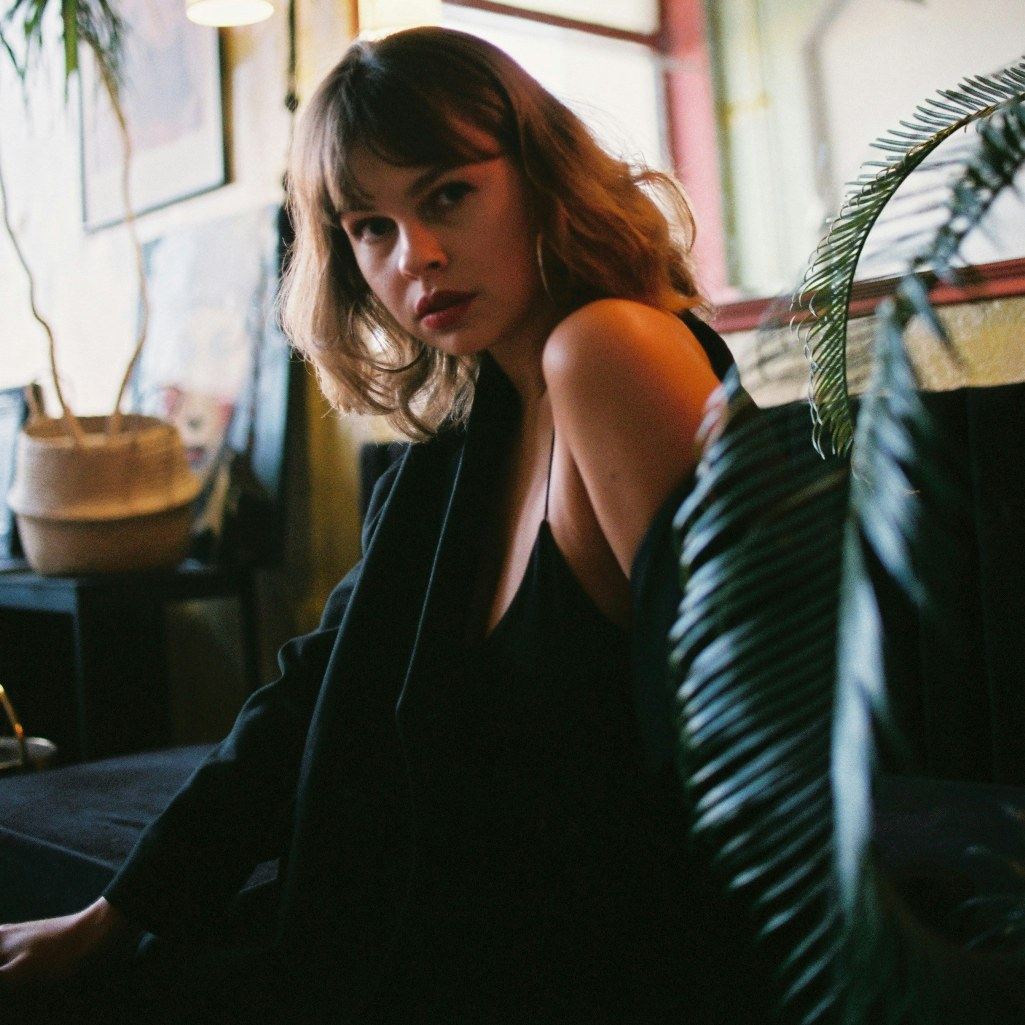 Το «κόλπο με το ροζ αλάτι»: Τι ισχύει πραγματικά για τη μέθοδο απώλειας βάρους που έγινε viral