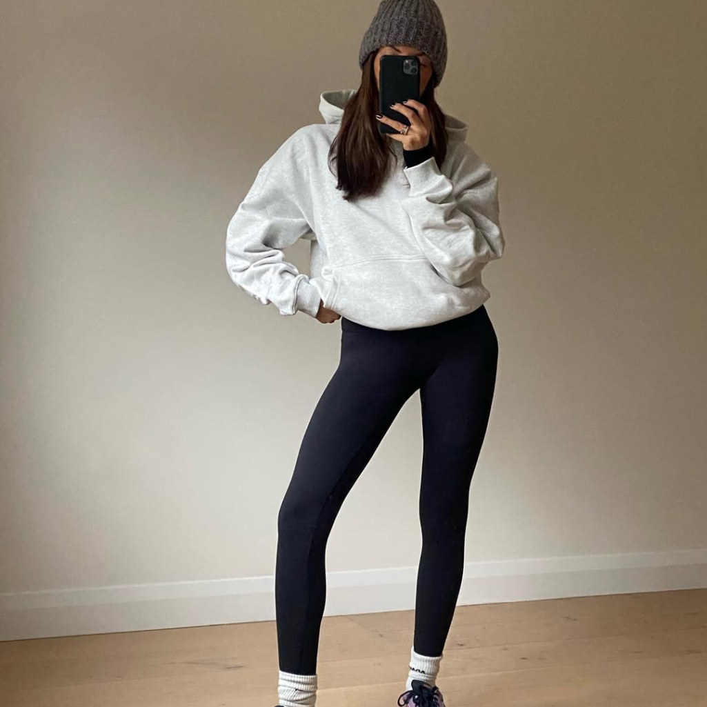 Πλένεις τα αθλητικά ρούχα σωστά; Πώς θα αποφύγεις φθορές και ανεπιθύμητες οσμές