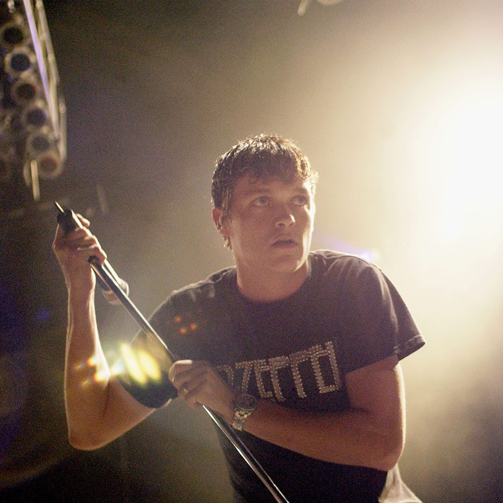 Πέθανε ο Μπραντ Άρνολντ, τραγουδιστής και ιδρυτικό μέλος των 3 Doors Down, σε ηλικία 47 ετών