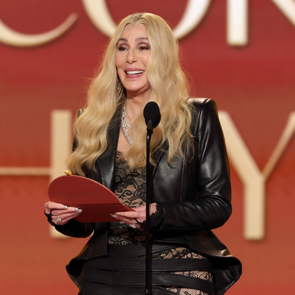 Το είδαμε και αυτό: Η Cher ανακοίνωσε λάθος νικητή στα Grammy 2026 - Η viral στιγμή