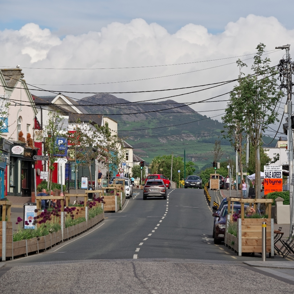 Κάτι παράξενο συνέβη στο χωριό που καθιέρωσε τη μαθητική ζωή χωρίς κινητά