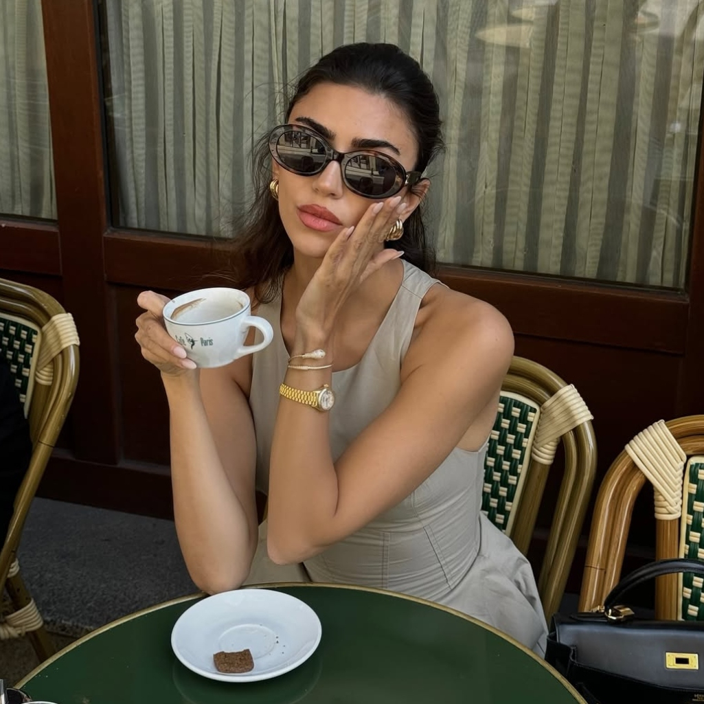 κίτρινο μανικιούρ