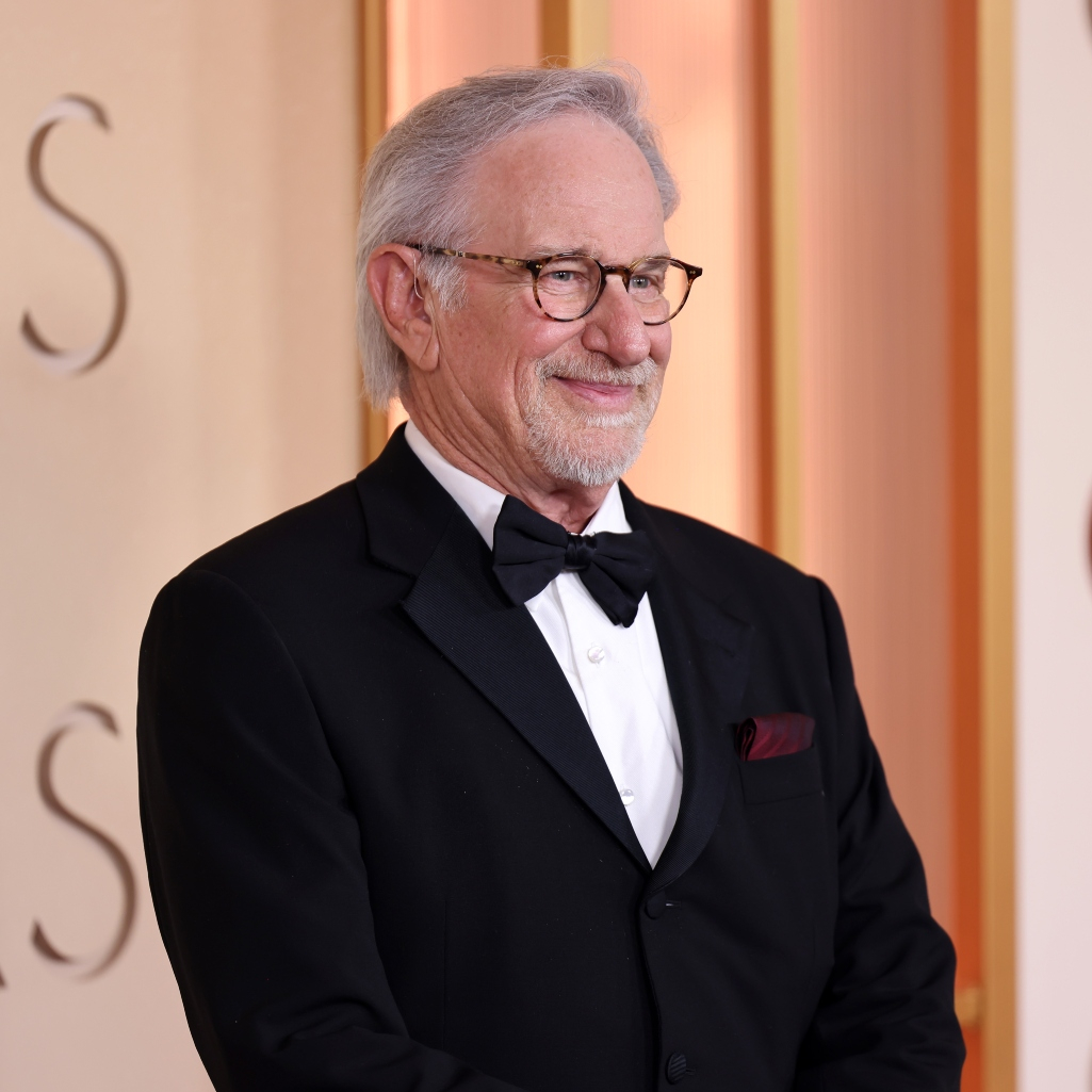 O Στίβεν Σπίλμπεργκ αποκάλυψε το ασυνήθιστο πράγμα που κάνει ο Τομ Κρουζ στα γυρίσματα