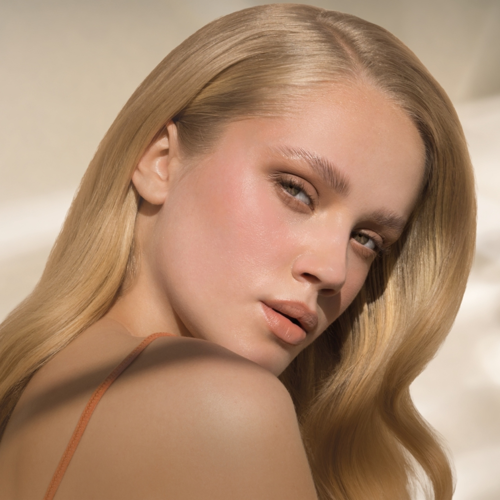 Το αντηλιακό προσώπου που λειτουργεί σαν δεύτερο δέρμα