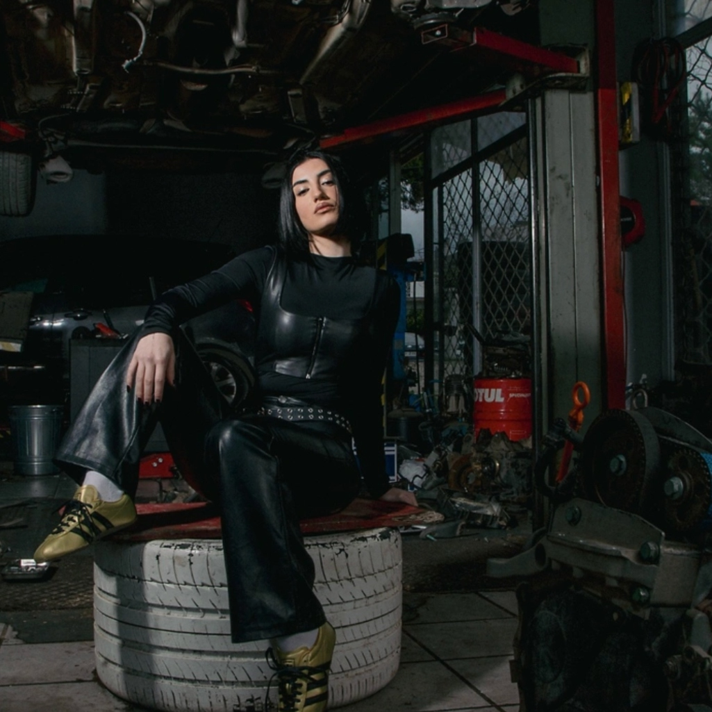 Η Ellize θα κάνει τα πάντα για να μην ξαναχάσει την Ελένη από τη μουσική της