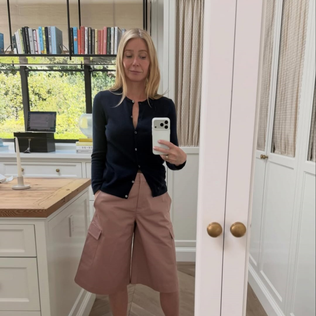 Η Γκουίνεθ Πάλτροου φόρεσε το παντελόνι που κάνει θραύση κάθε άνοιξη και ξέρουμε πώς να αντιγράψεις το στιλ