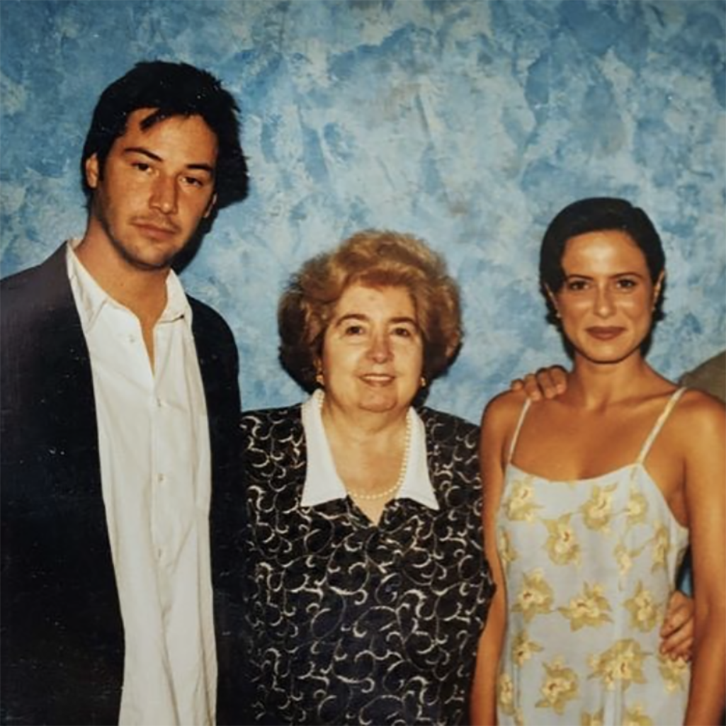 Ξεχασμένο άμπλουμ σε second hand μαγαζί αποκάλυψε έναν άκρως χολιγιουντιανό «φωτογραφικό θησαυρό»