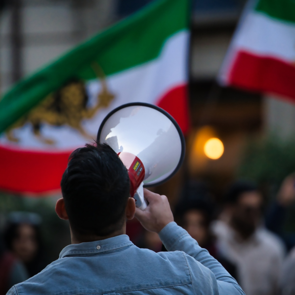 «Οι πόροι μας εξαντλήθηκαν»: Το πιθανότερο σενάριο για το μέλλον του Ιράν