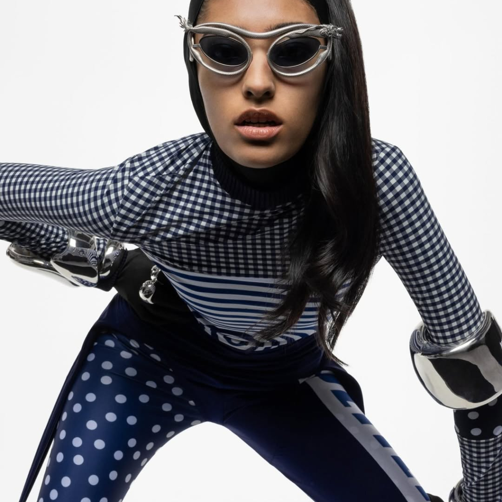 Ο Duran Lantink επανασυστήνει τον οίκο Jean Paul Gaultier, μέσα από την καμπάνια Junior, γεμάτη δράση και υπερβολή