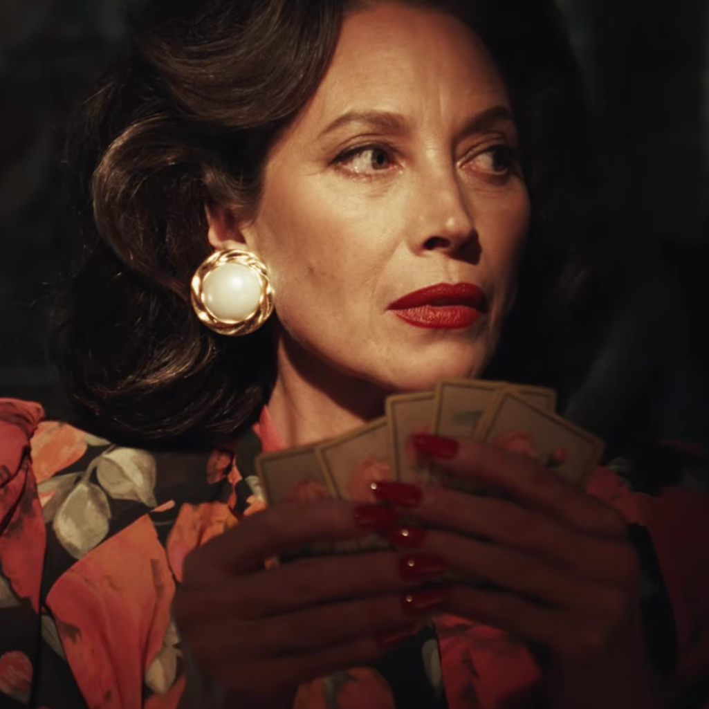 Ο Γουίλι Τσαβαρία σχεδιάζει μια capsule συλλογή για τα Zara, με μια καμπάνια εμπνευσμένη από τις μεξικανικές τηλενουβέλες