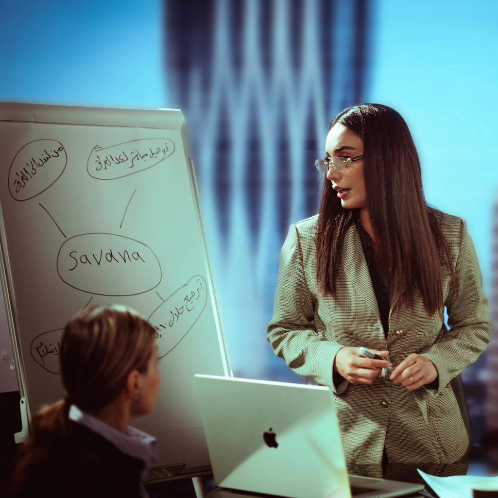 Gen Z managers: Πώς αλλάζει η ηγεσία από τους νέους προϊσταμένους