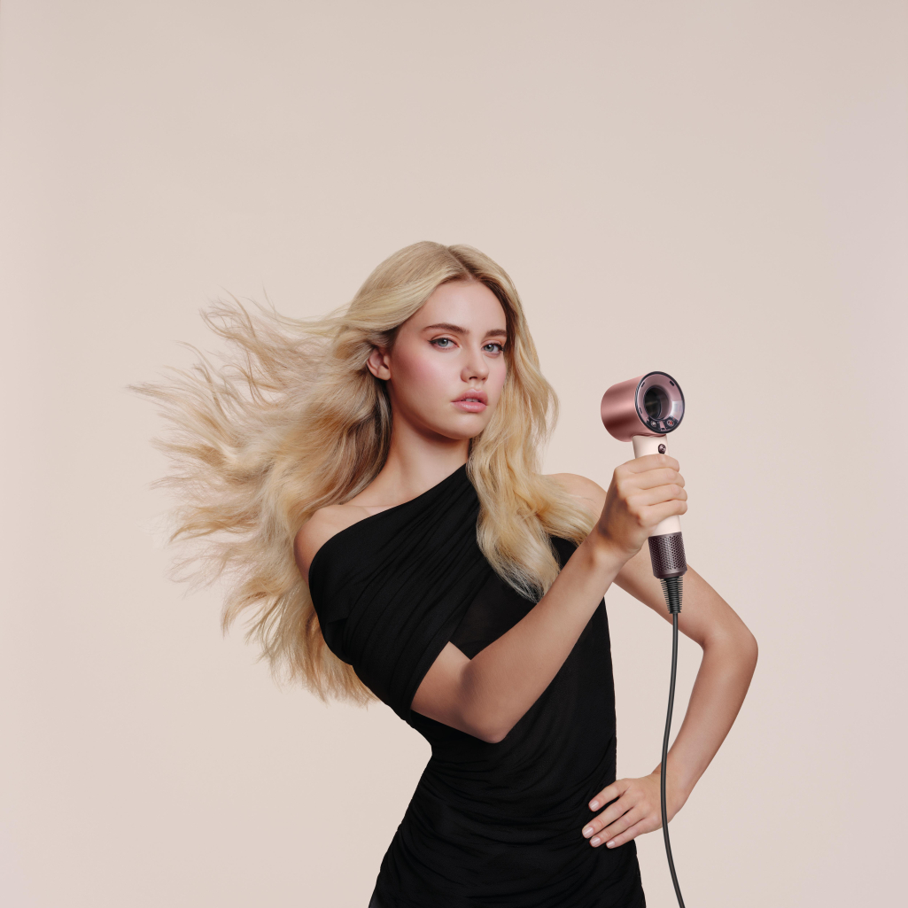 Dyson: Ανακοινώνει σήμερα το λανσάρισμα του Supersonic™ Travel ενός σεσουάρ μαλλιών, σχεδιασμένου για να καλύπτει τις ανάγκες του σύγχρονου ταξιδιώτη 