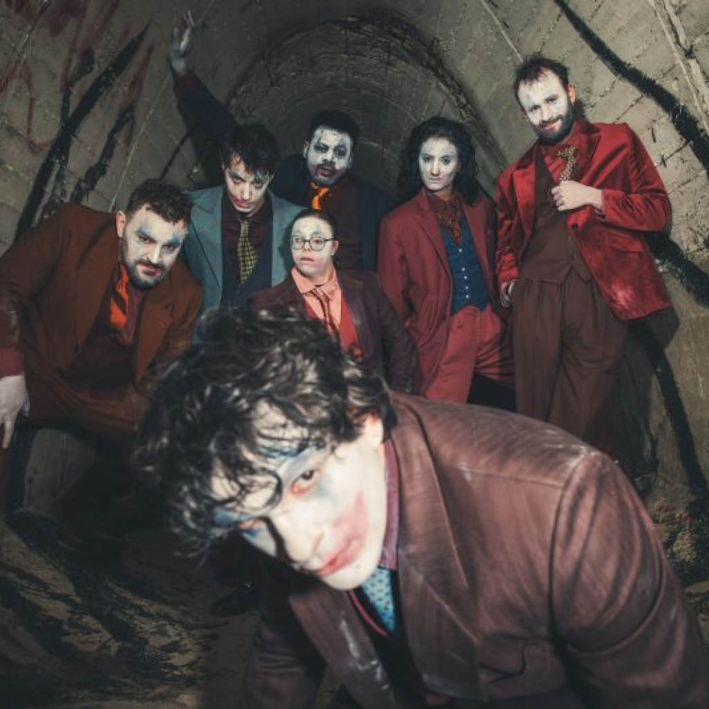 7 λόγοι για να πας θέατρο τον Απρίλιο - Πώς και πώς περιμέναμε αυτές τις παραστάσεις 