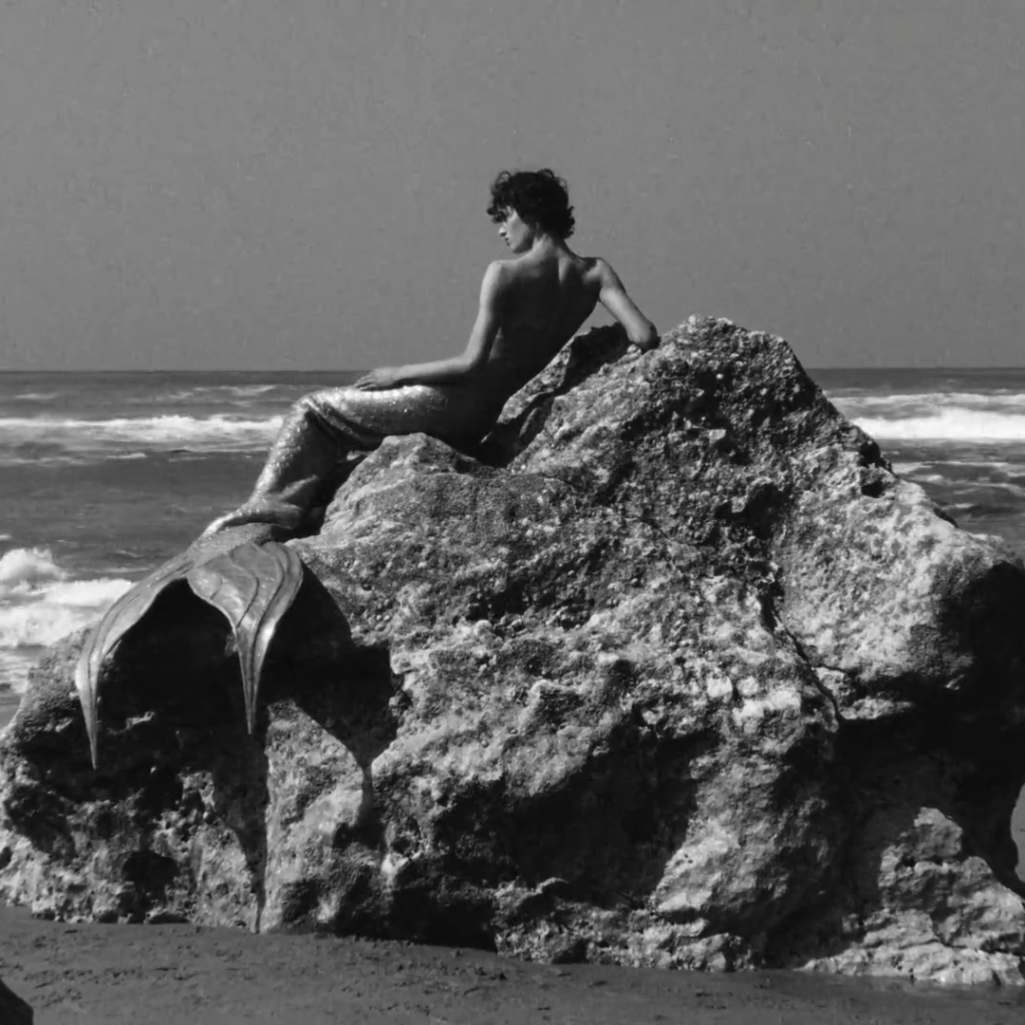 Ο Ματιέ Μπλαζί επιστρέφει στις ρίζες της Chanel – Η Cruise 2026/27 συλλογή θα είναι ένας διάλογος μεταξύ παρελθόντος και παρόντος