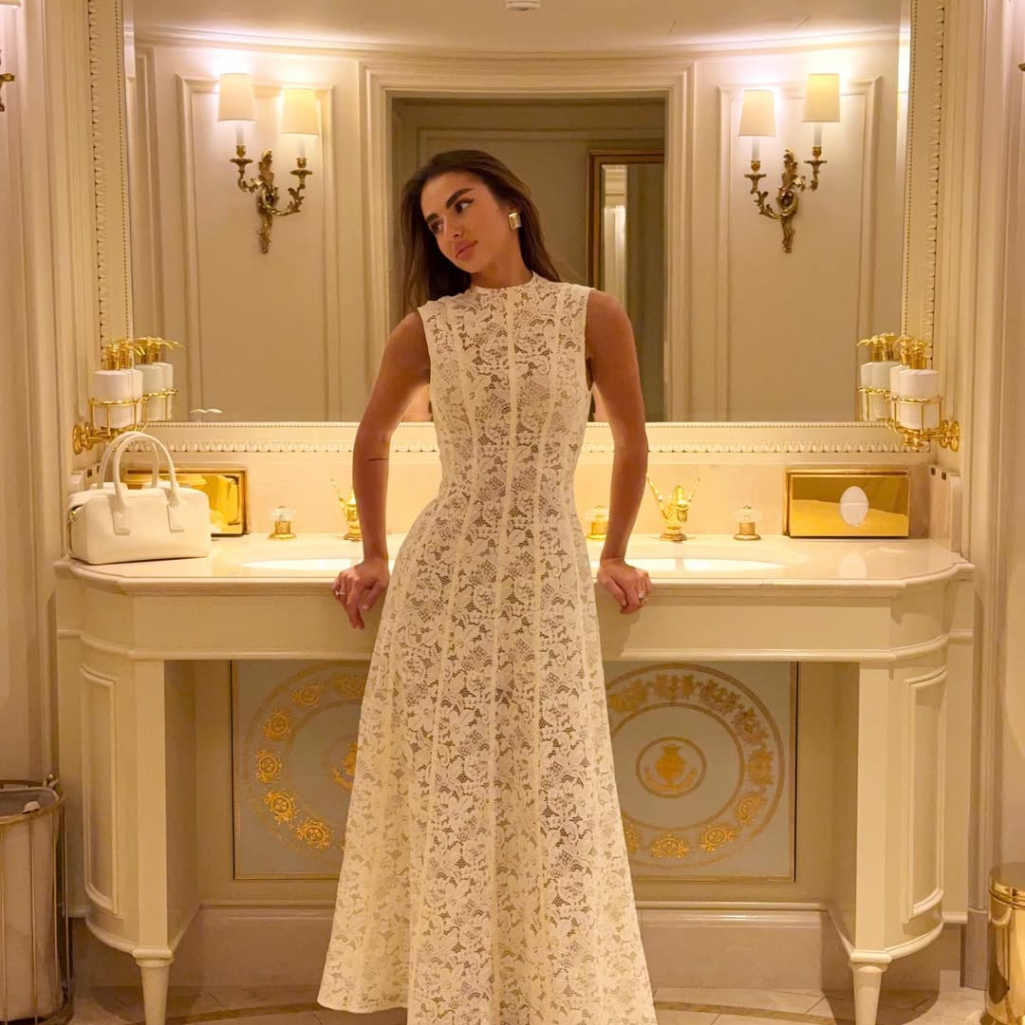 Φόρεμα αλλά με twist: 5 στιλ που θα βλέπουμε παντού και δίνουν σε κάθε εμφάνιση προσωπικότητα