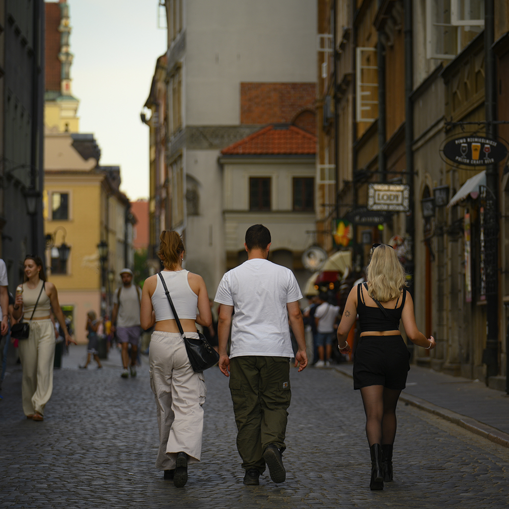 Γιατί οι άνδρες ωφελούνται από τις γυναικείες φιλίες - Τι αποκαλύπτουν οι έρευνες