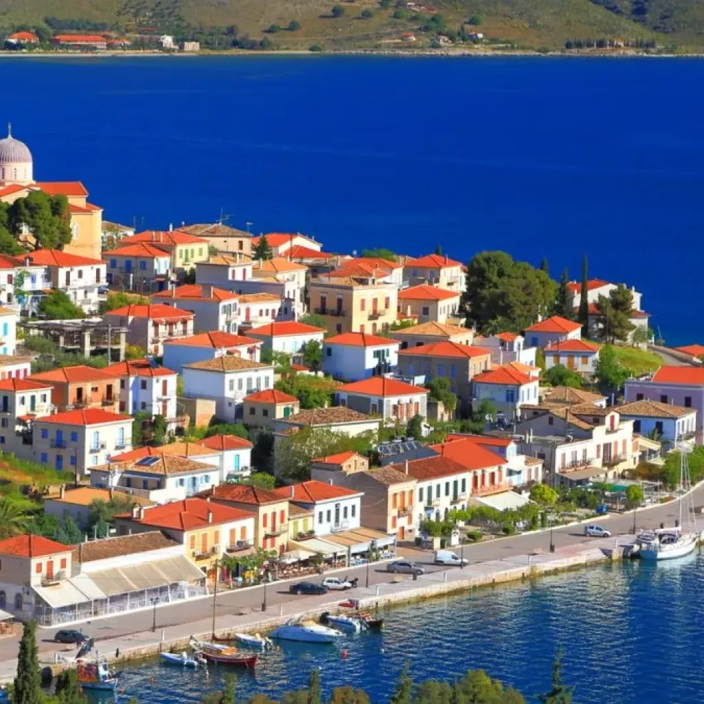 Δελφοί - Γαλαξίδι: Μια υπέροχη εκδρομή για την άνοιξη